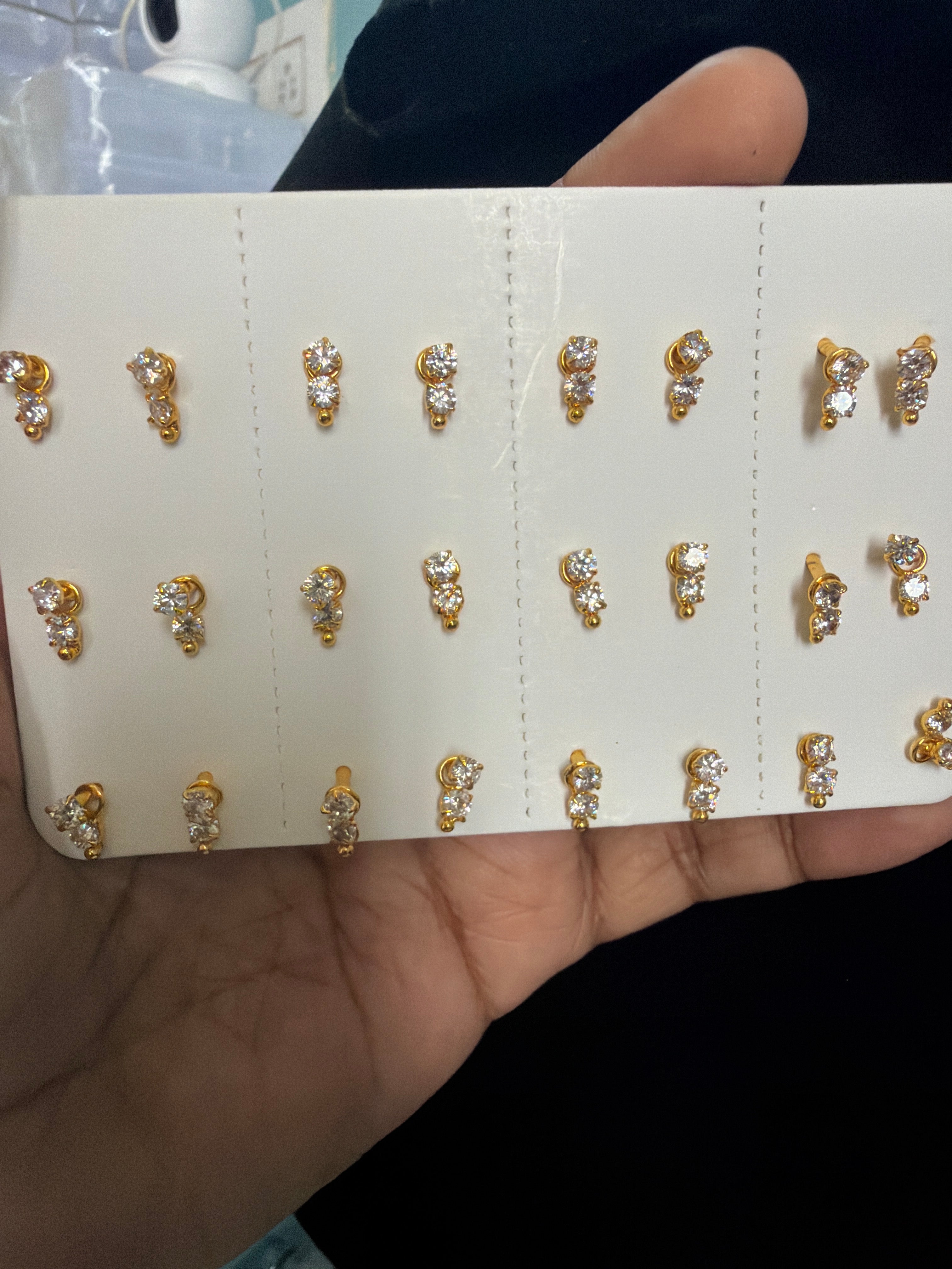 035, impon side earring