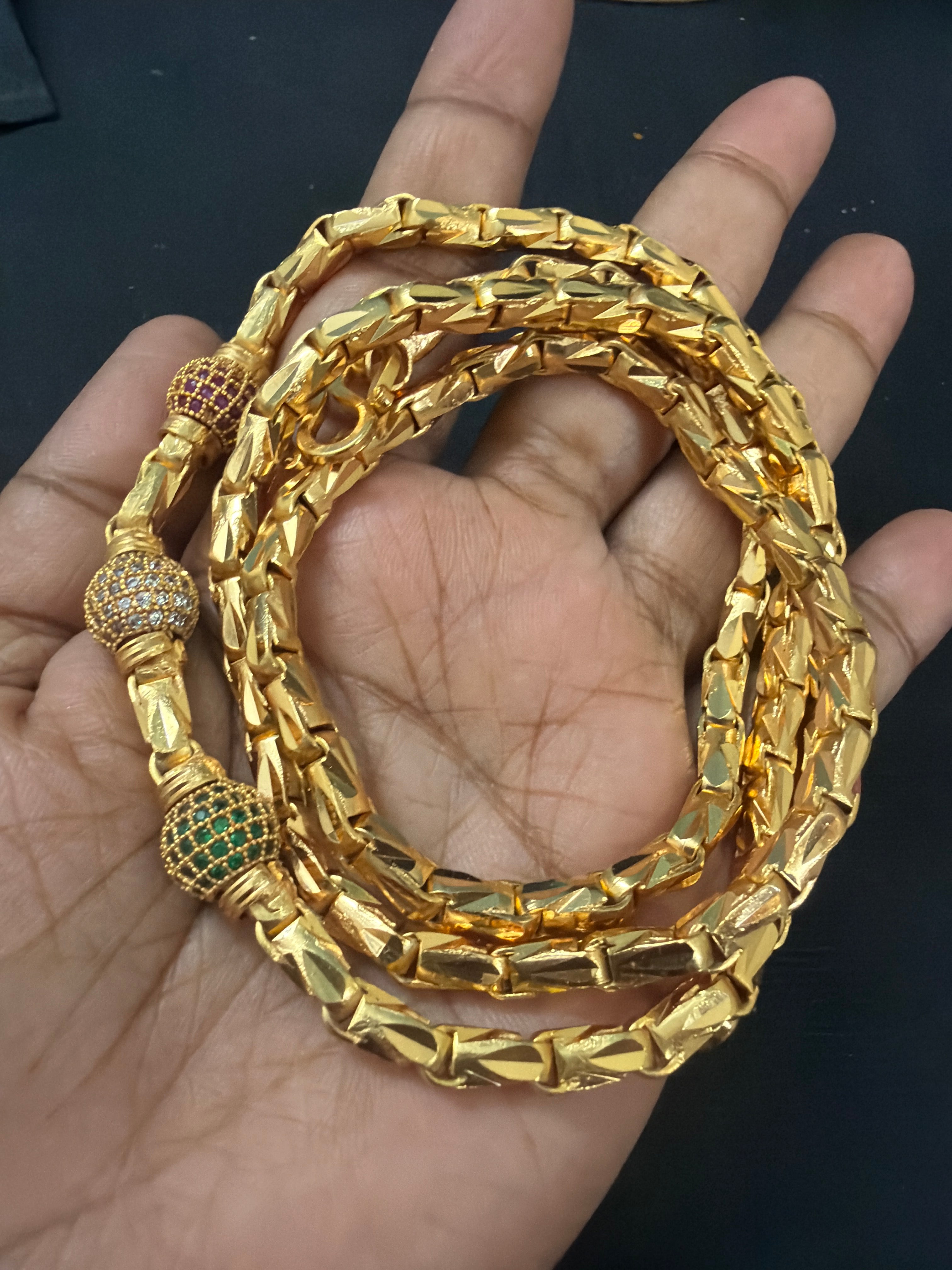 O25,  10 pown thickness, Anjali cutting Mugapu chain 30 inches