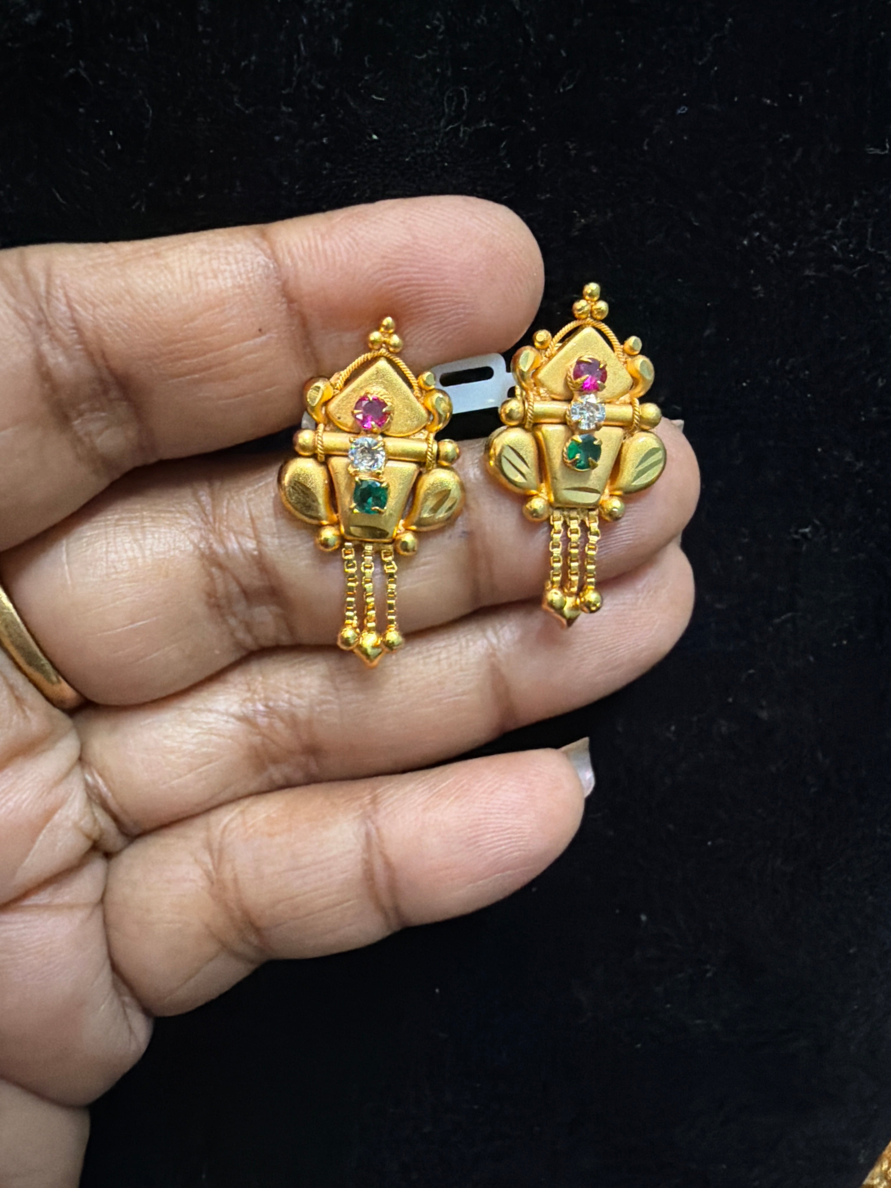 ￼Lc 011 ,pure impon beautiful earring